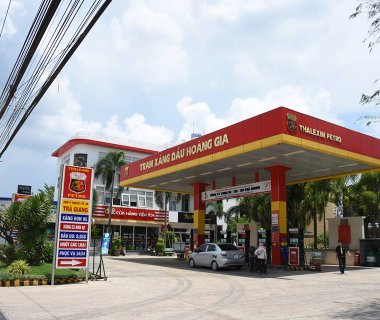 Xăng dầu Hoàng Gia